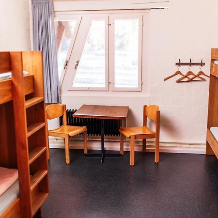 Baden Youth Hostel Экстерьер фото