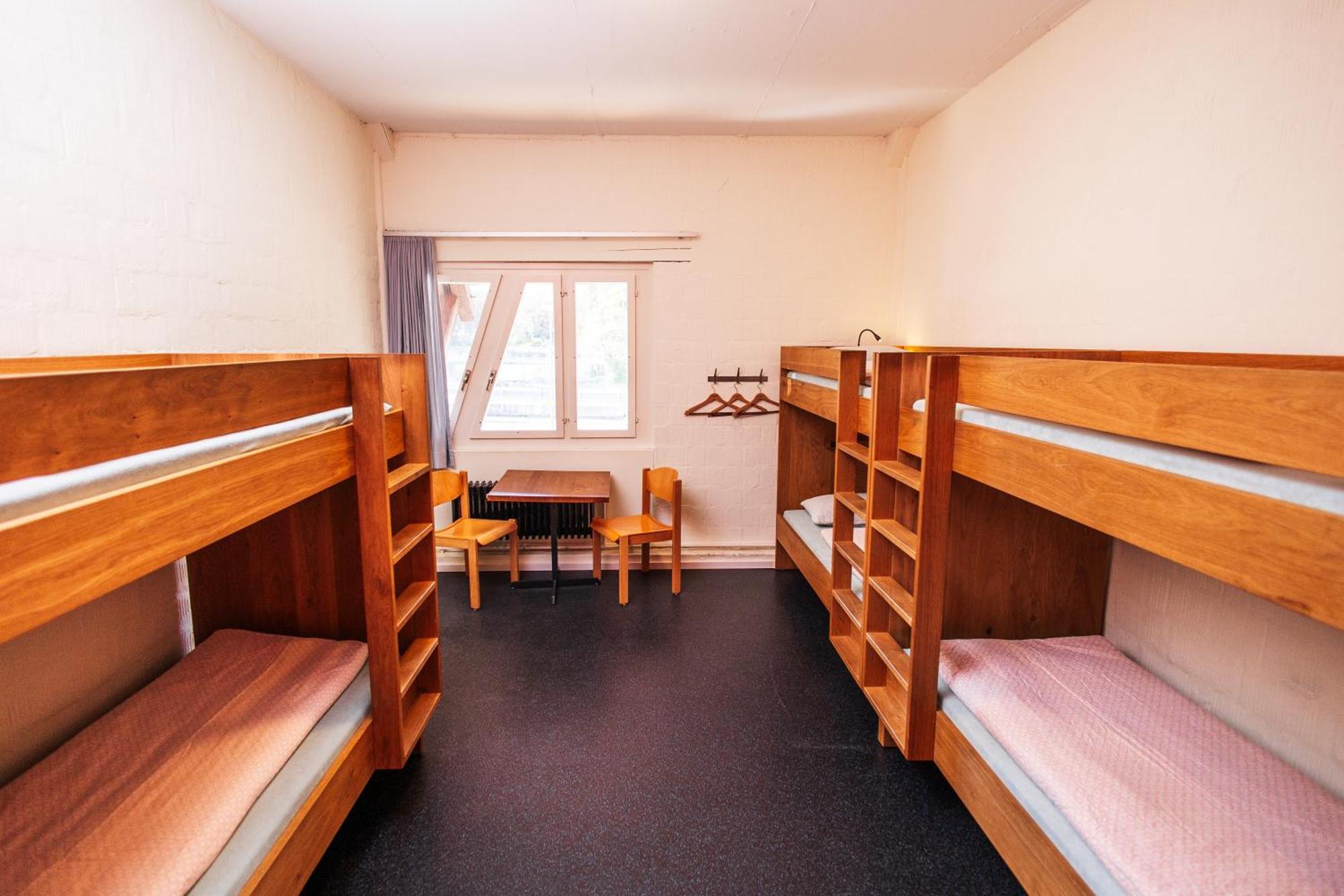 Baden Youth Hostel Экстерьер фото