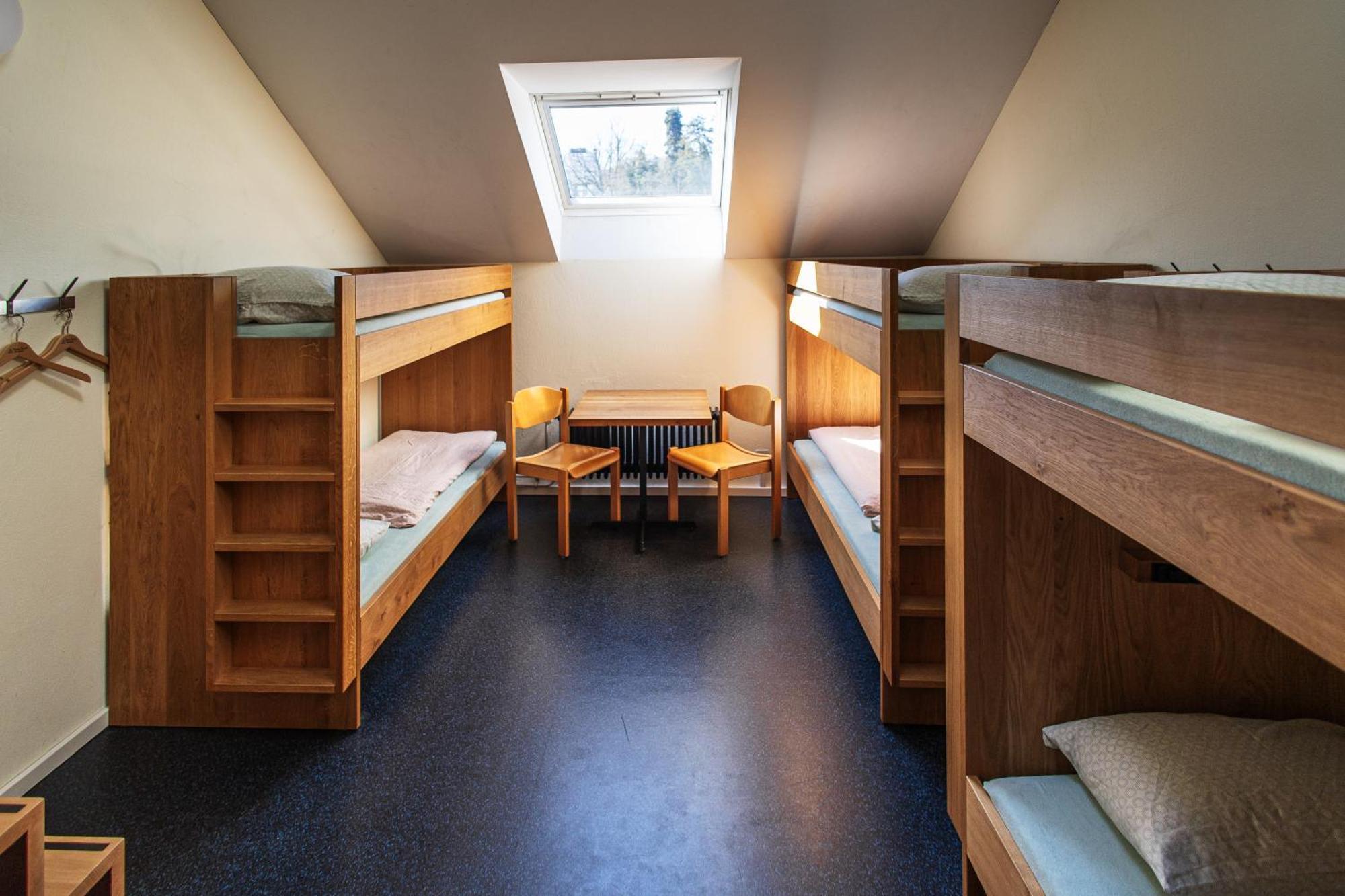 Baden Youth Hostel Экстерьер фото
