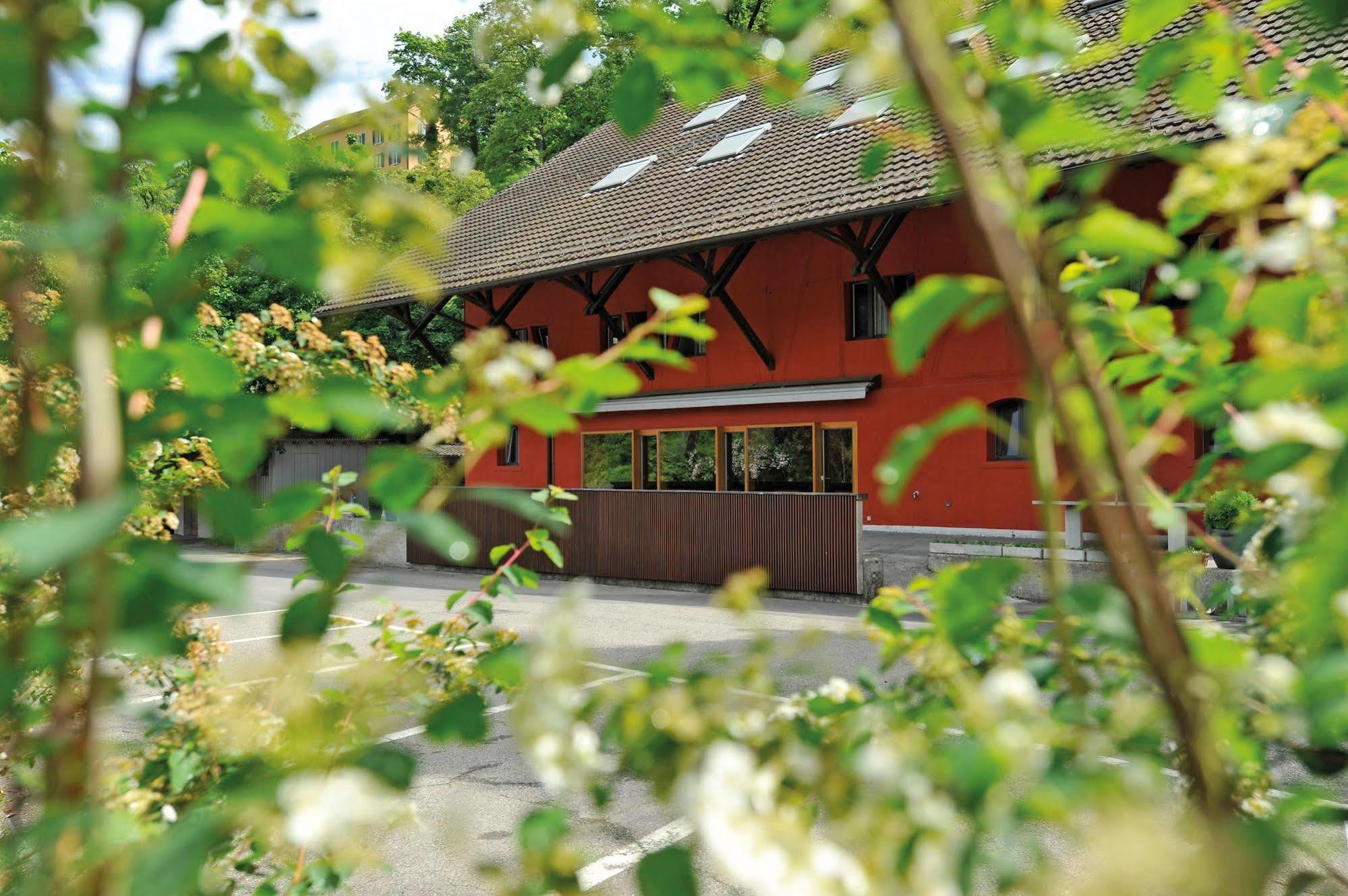 Baden Youth Hostel Экстерьер фото